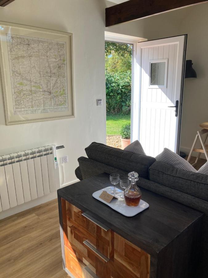 Hunters Moon B&B Tidworth Екстер'єр фото