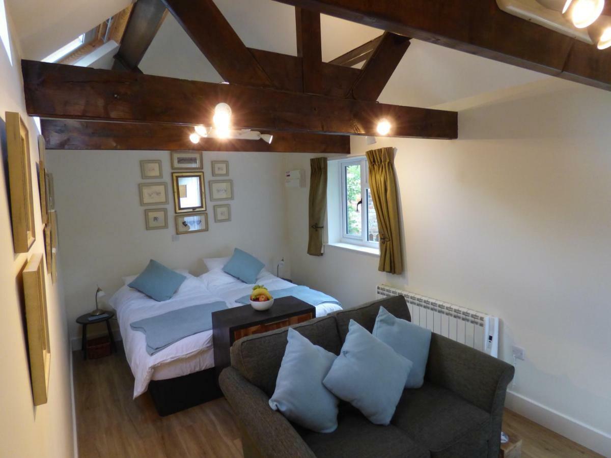Hunters Moon B&B Tidworth Екстер'єр фото